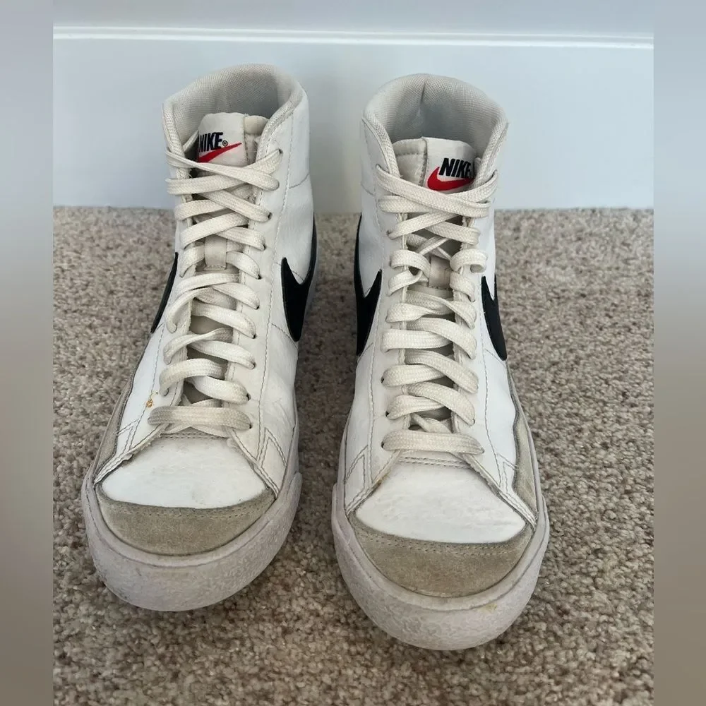 Youth NIKE  Blazer Mid '77 Vintage Shoes Size 6Y